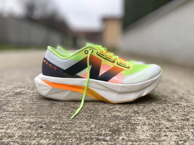 La nuova New Balance FuelCell SC Elite v4