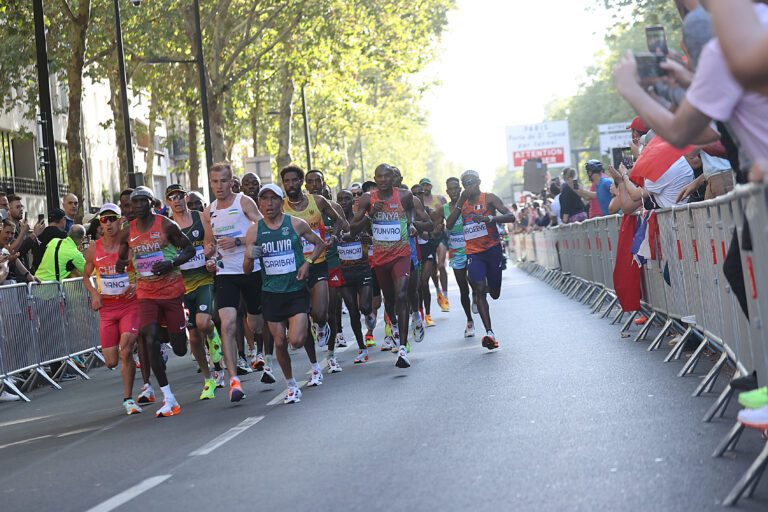 Kipchoge alla maratona olimpica di Parigi 2024 (foto Colombo)