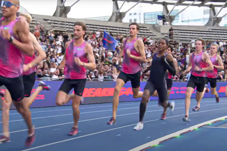 Faith Kipyegon durante Breaking4, il tentativo di correre il miglio in meno di 4 minuti