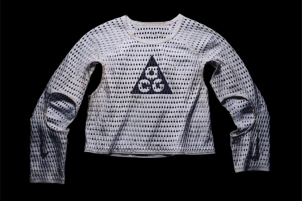 La nuova maglia per il trail running Nike Radical Airflow (foto Nike)