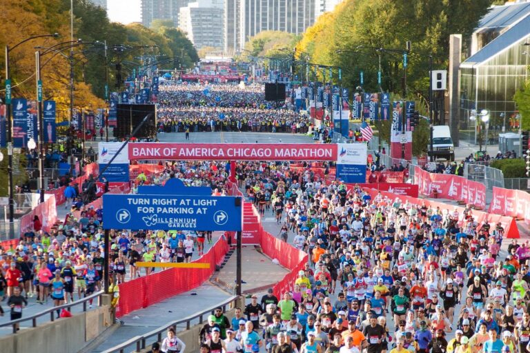 Maratona di Chicago 2025: la sfida epica tra Korir e Kiplimo per il record mondiale. Tutto quello che devi sapere e dove vederla in diretta TV e streaming La partenza della Chicago Marathon (foto FB Chicago Marathon)