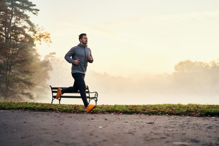 Saltare il lunghissimo prima della maratona: rischi e vantaggi che non ti aspetti Foto iStock