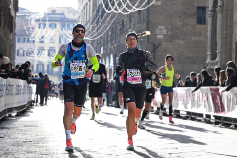 Francesca e Paolo alla Firenze Marathon (foto Pica)