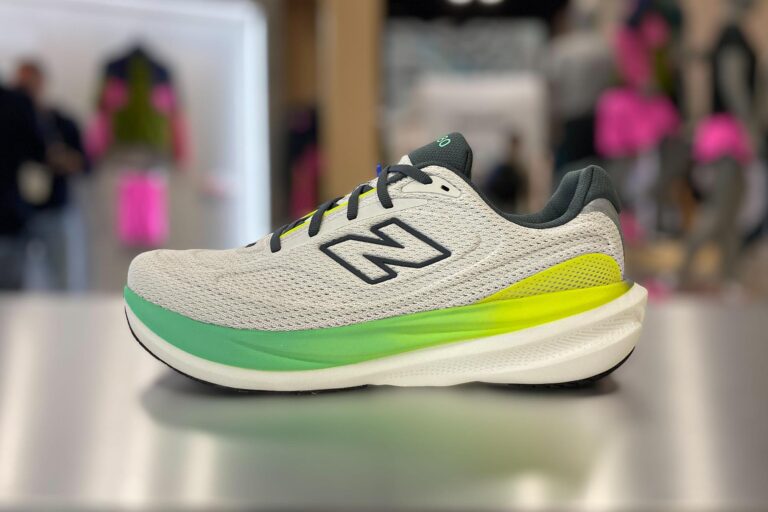 La nuova New Balance 1080 v15