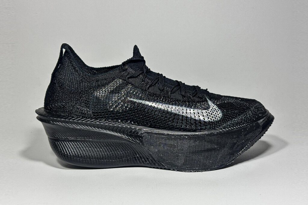 Nike Dev 164, il nuovo prototipo di Alphafly (foto World Athletics)