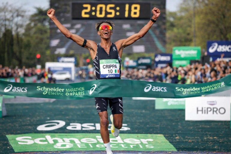 Finalmente Yeman Crippa! Vince la Maratona di Parigi in 2 ore e 5 minuti Yeman Crippa (fimmagine generata con AI)