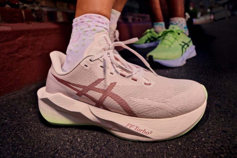 La nuova Asics Novablast 6