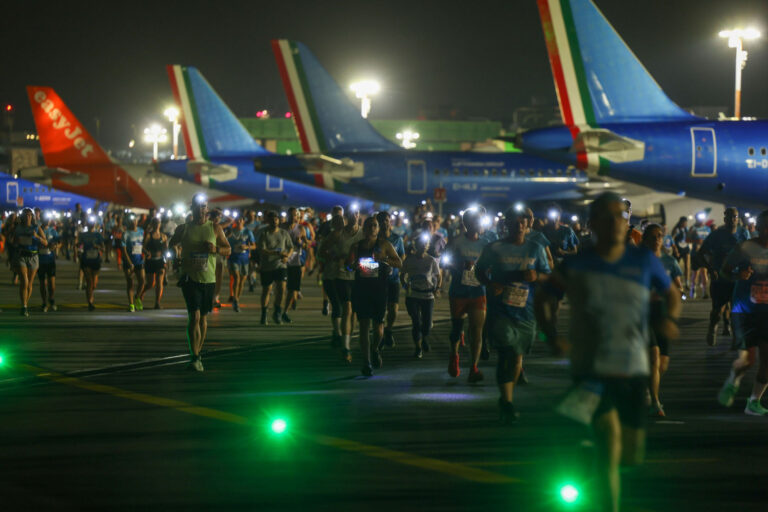 Di corsa nella notte: il mio viaggio alla Milano Linate Runway Run Milano Linate Runway Run (immagine Phototoday)