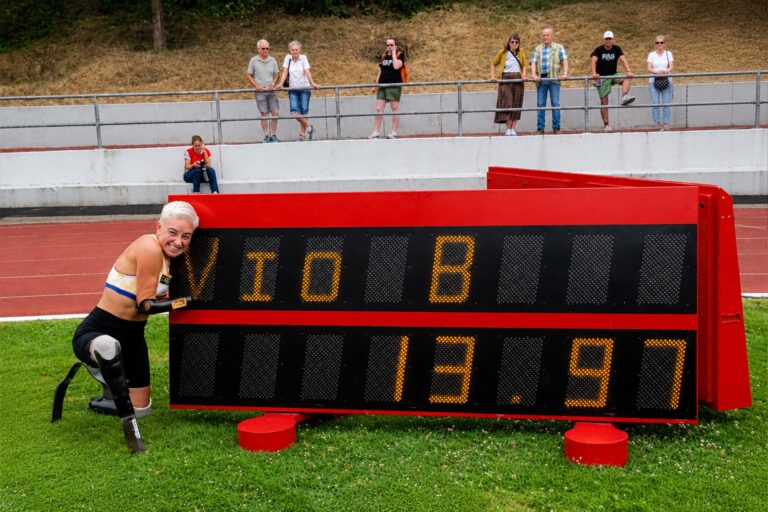 Bebe Vio non si ferma più: prima volta sotto i 14 secondi e nuovo record italiano nei 100 metri Bebe Vio a Leverkusen (foto IG Bebe Vio)