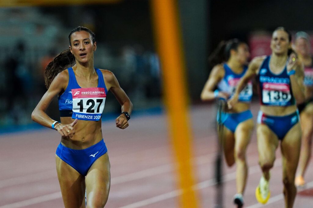 Nadia Battocletti nei 15000 metri (foto Grana/Fidal)