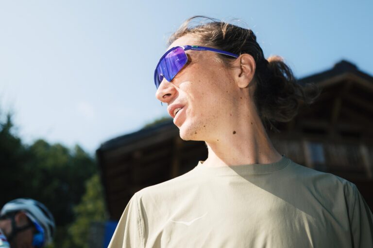 Intervista esclusiva a Francesco Puppi: “Alla Western States ho rischiato tutto, ma senza quei rischi oggi non parleremmo di questo secondo posto” Francesco Puppi (immagine Hoka Training Camp)