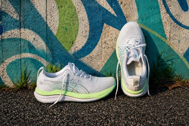 Recensione Asics Gel-Kayano 33, con nuovo FluidSupport per gestire la stabilità la nuova Asics Gel-Kayano 33 (immagine TRC)